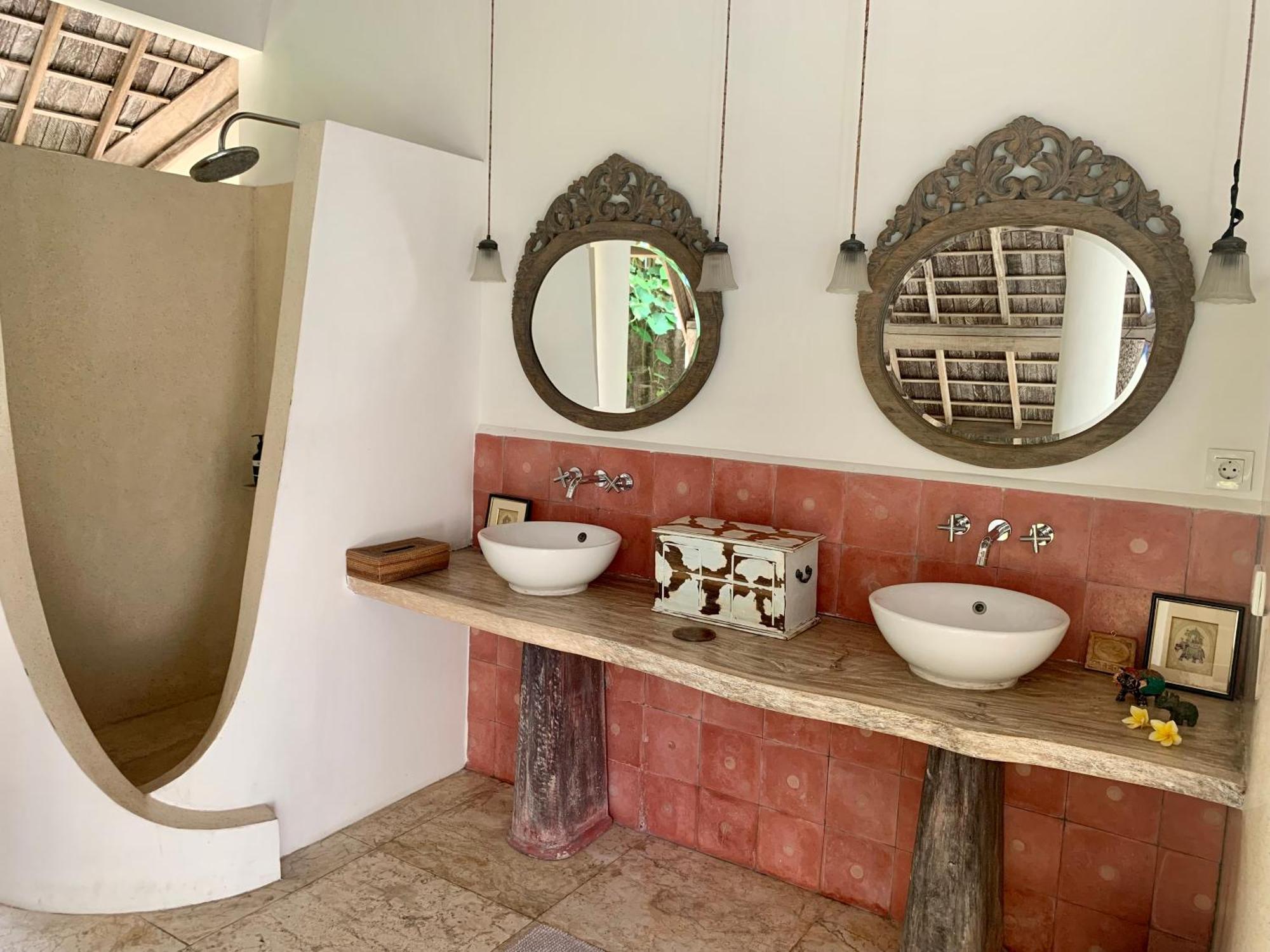 Unique 3Br Villa With Pool 5 Minute Walk To The Pererenan Beach Canggu  Bagian luar foto
